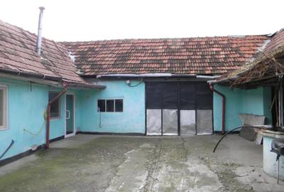Casă cu 4 camere în Central - 5