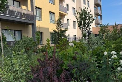 Apartament cu 2 camere decomandat, mobilat în Tractorul