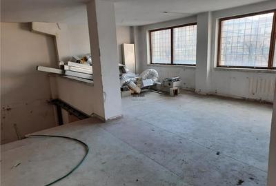 Spațiu comercial, de 150 mp, în Ultracentral - 11