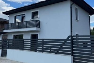 Casă individuală cu 4 camere cu Canalizare în Balciu - 1