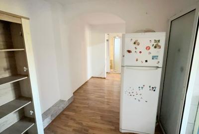 Apartament cu 3 camere decomandat în Micro 16 - 3