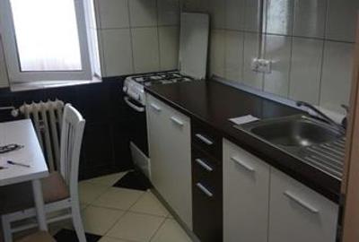 Apartament cu 2 camere semidecomandat în Colentina