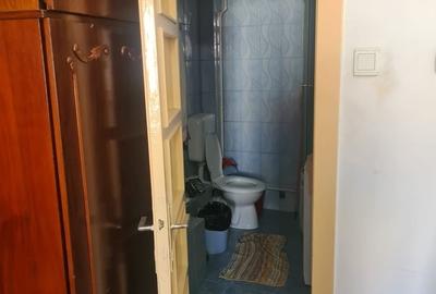Garsonieră decomandată în Rosetti