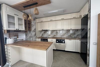 Apartament cu 4 camere semidecomandat, mobilat în Iris