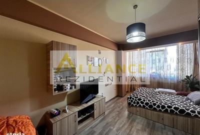 Apartament cu 3 camere în Apărătorii Patriei