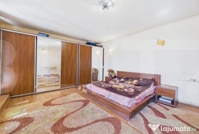 Casă cu 7 camere cu Teren 680 Mp în Mehala - 3