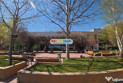 Spațiu comercial, de 32 mp, în Titan