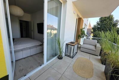 Apartament cu 3 camere decomandat, mobilat în Central