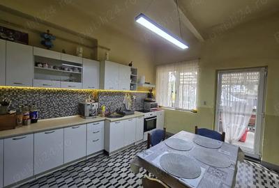 Apartament cu 3 camere în Central - 4