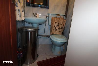 Apartament cu 3 camere în 9 Mai
