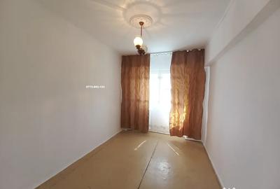 Apartament cu 3 camere decomandat în Central - 1