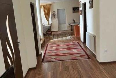 Casă cu 5 camere cu Teren 1550 Mp în Platou - 3