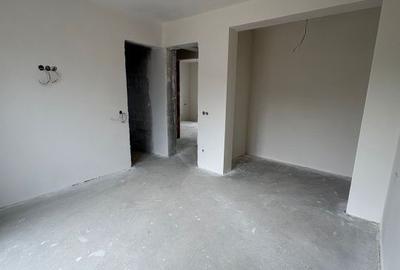 Casă cu 4 camere cu Teren 350 Mp în Central