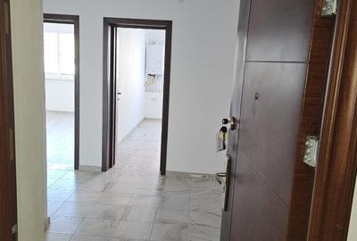 Apartament cu 3 camere decomandat în Sânpetru - 2