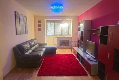Apartament cu 2 camere decomandat, mobilat în Ultracentral
