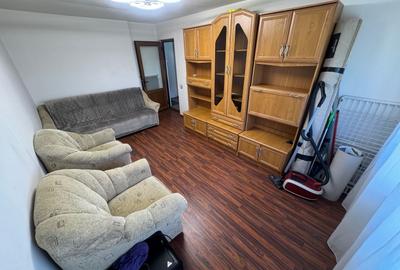 Apartament cu 2 camere decomandat, mobilat în CET