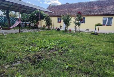 Casă cu Teren 1543 Mp în Șipet - 8