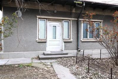 Casă cu 3 camere cu Canalizare în Gara - 4
