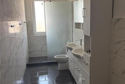 Apartament cu 8 camere semidecomandat în Petriș - 9