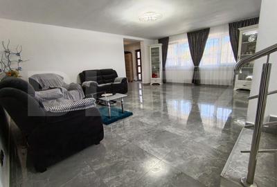Casă cu 4 camere cu Teren 500 Mp în Central - 16