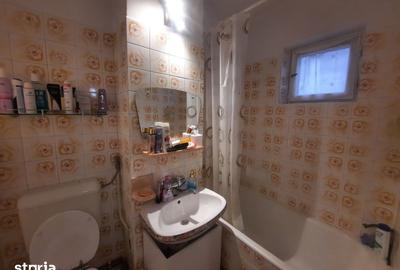 Apartament cu 3 camere decomandat în Burdea - 2
