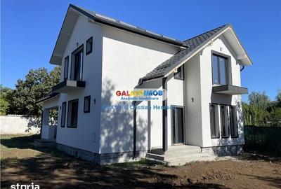 Casă cu 5 camere cu Teren 502 Mp în Crevedia