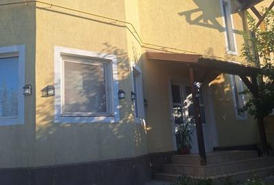Casă cu 4 camere în Sfântu Ilie