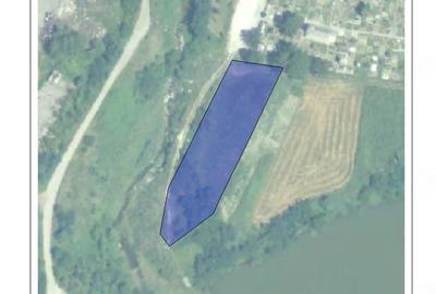 Teren de 2150 mp, în Râureni