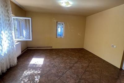 Casă cu 3 camere cu Teren 357 Mp în Șimnicu de Sus - 5