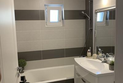 Apartament cu 4 camere decomandat în Central - 2