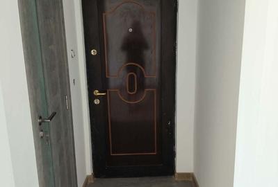 Apartament cu 2 camere semidecomandat în Micro 40 - 3