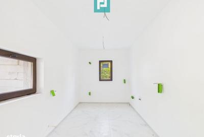 Casă cu 3 camere în Peregu Mic - 5