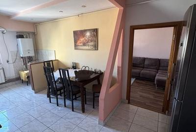 Apartament cu 2 camere decomandat în Capitol