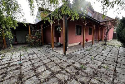 Casă cu 4 camere cu Teren 250 Mp în Aradul Nou - 1