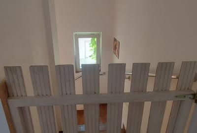 Casă cu 5 camere cu Canalizare în Tineretului - 28
