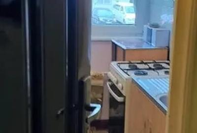Apartament cu 2 camere semidecomandat în Micro 19