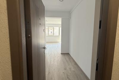Apartament cu 2 camere semidecomandat în Florești