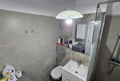 Apartament cu 2 camere decomandat în Democrației - 20