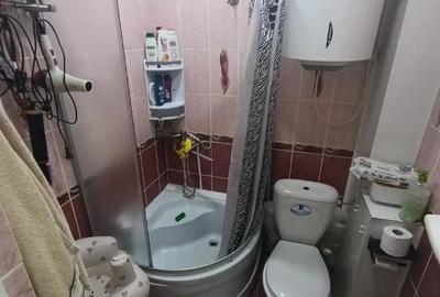 Garsonieră decomandată în Colentina