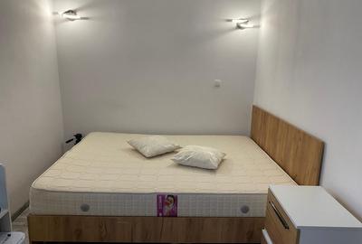 Apartament cu 2 camere decomandat în Exterior Vest