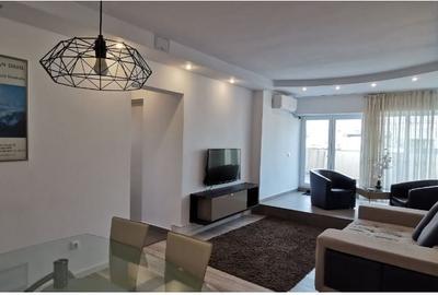 Apartament cu 3 camere, mobilat în 13 Septembrie