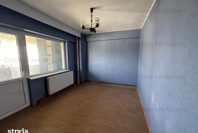 Apartament cu 3 camere decomandat în Viziru 3