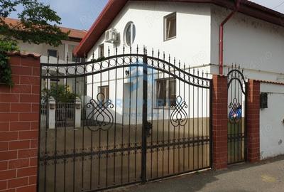 Casă cu 3 camere în Crângași