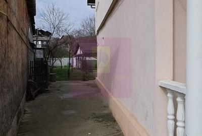 Casă cu 3 camere în Central