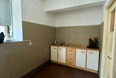 Apartament cu 4 camere în P-ța Romană - 7