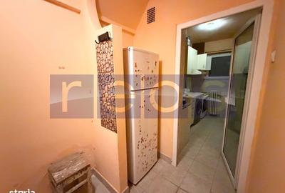 Apartament cu 2 camere semidecomandat în 1 Mai - 2