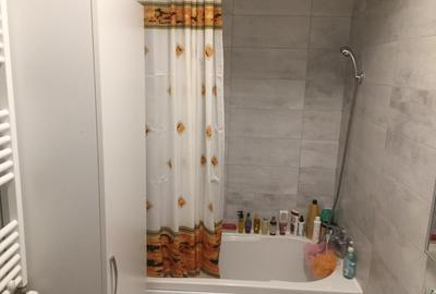 Apartament cu 2 camere decomandat în Apărătorii Patriei - 8
