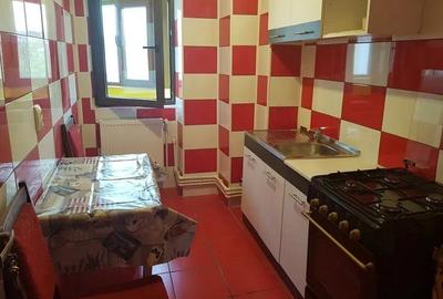 Garsonieră decomandată în Central