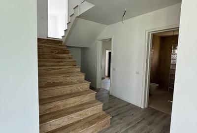 Casă cu 4 camere în Dărmănești - 5