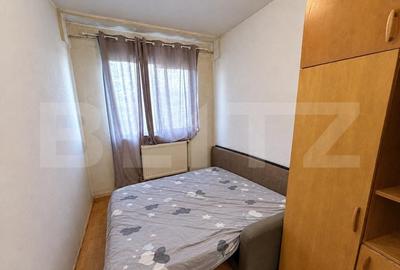 Apartament cu 3 camere decomandat, mobilat în Mircea cel Bătrân